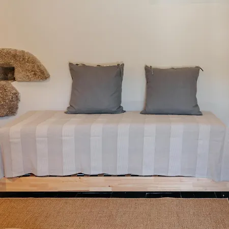 Real I By Mycelia וילה